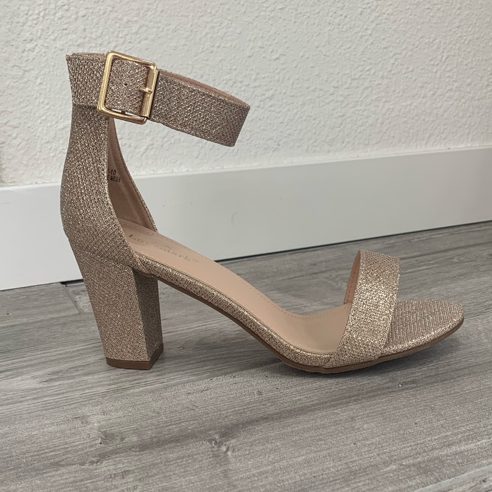 Never Worn NWT Champagne Sparkle Heels